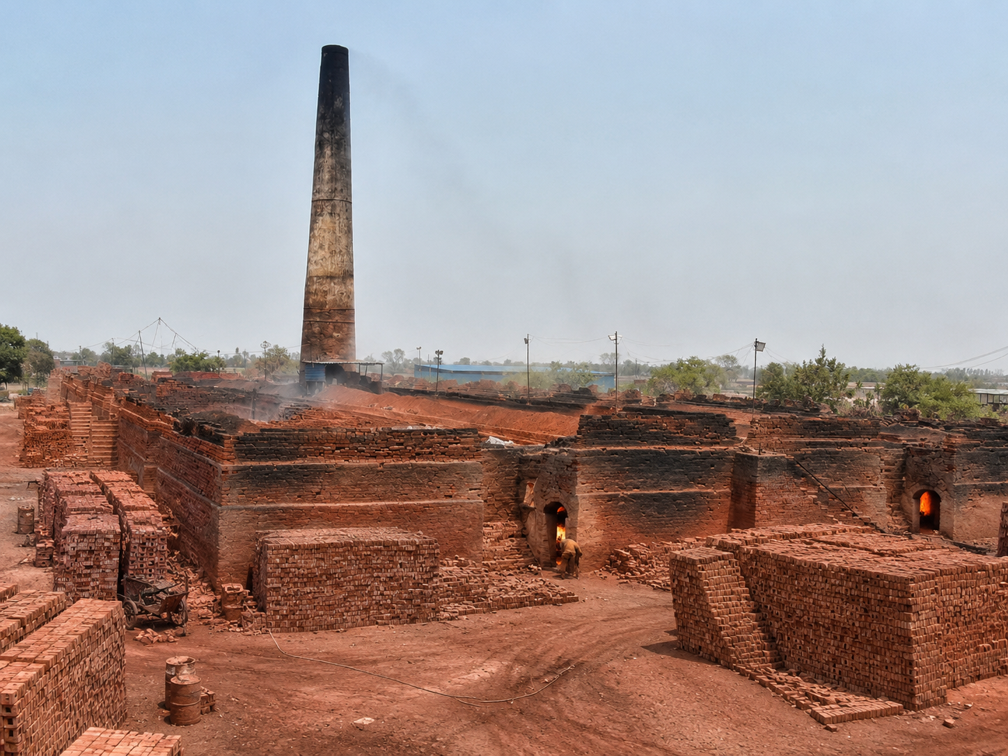 BBC1 Zigzag kiln firing with stacked bricks at Bhuna Bricks Company yard